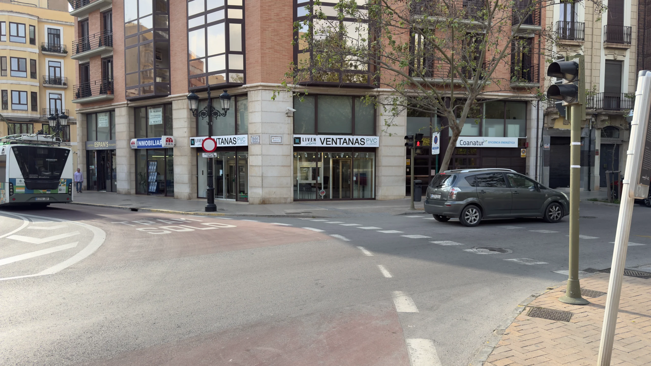 Tienda Liven Ventanas (7)